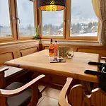 Gipfelruhe-ganzes Mit Sauna, Garten & Spielzimmer- Villa *