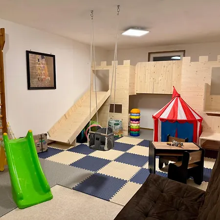 Gipfelruhe-ganzes Mit Sauna, Garten & Spielzimmer- 펜션