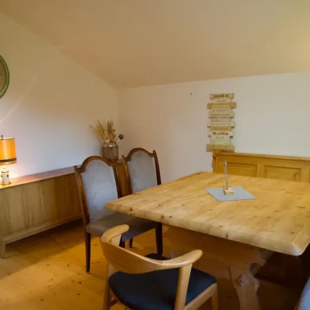 Gipfelruhe-ganzes Ferienhaus mit Sauna, Garten&Spielzimmer- Ramsau am Dachstein *