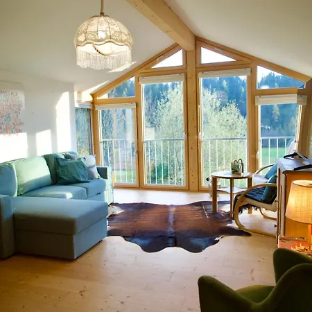 Villa Gipfelruhe-ganzes Ferienhaus mit Sauna, Garten&Spielzimmer- Ramsau am Dachstein