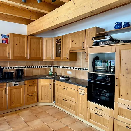 Gipfelruhe-ganzes Mit Sauna, Garten & Spielzimmer- Villa *