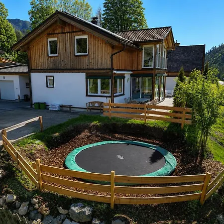 펜션 Gipfelruhe-ganzes Mit Sauna, Garten & Spielzimmer-