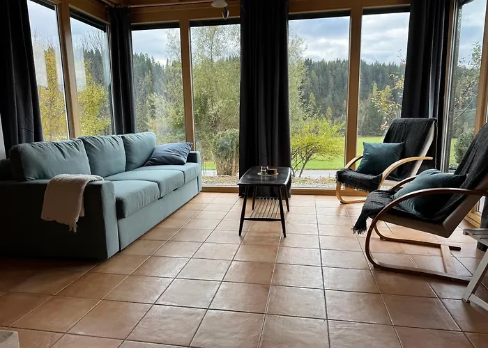 فيلة Gipfelruhe-ganzes Mit Sauna, Garten & Spielzimmer-