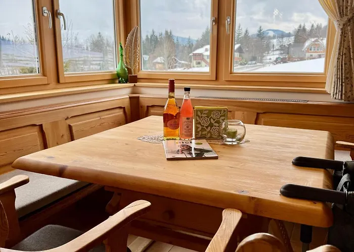 Gipfelruhe-ganzes Mit Sauna, Garten & Spielzimmer- Villa *